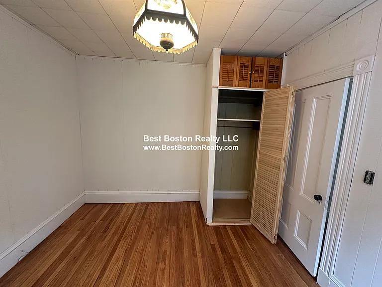 7 Aldie St #1 — Photo 13