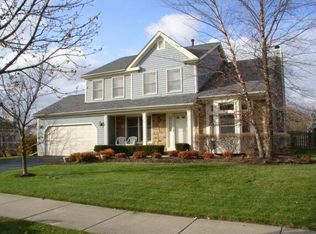 1545 Madison Dr, Buffalo Grove, IL 60089