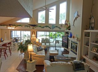 3169 N Canal Dr, Palm Harbor, FL 34684
