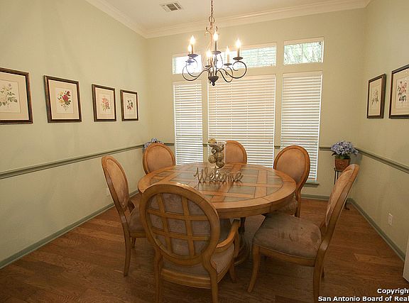 5th image of 13507 Maple Brook Dr