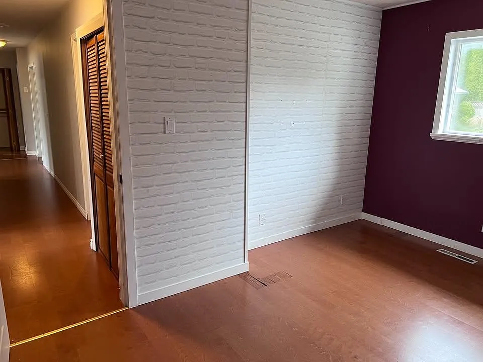 3 bed, 1328 sqft, $2,800 — Photo 4