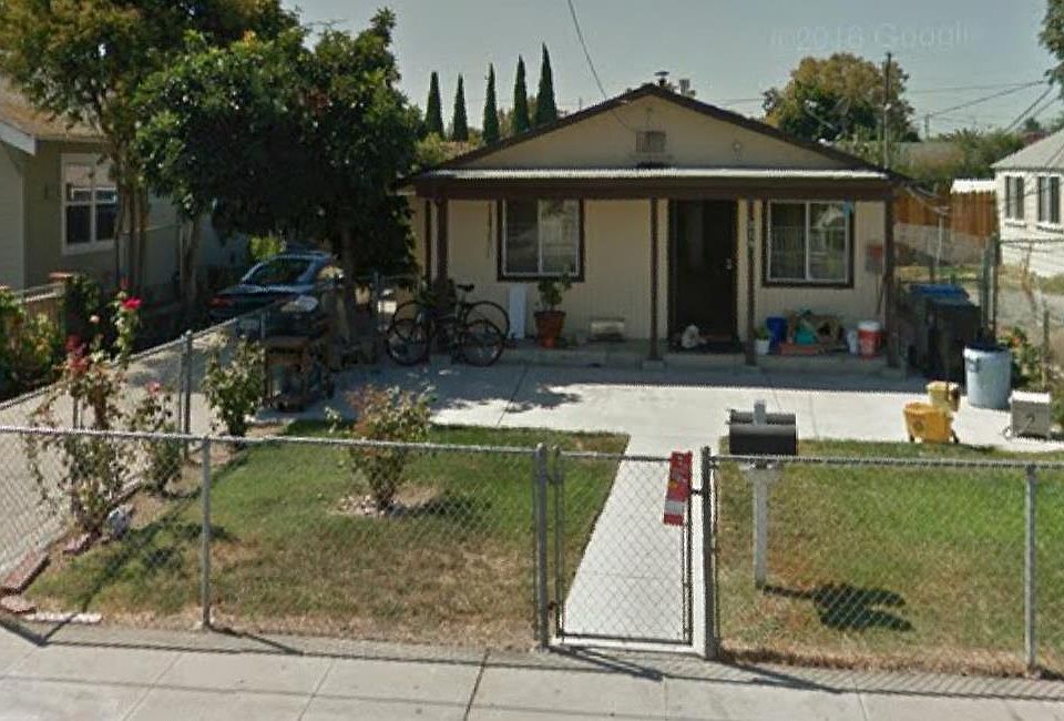 1st image of 219 Parmer Ave