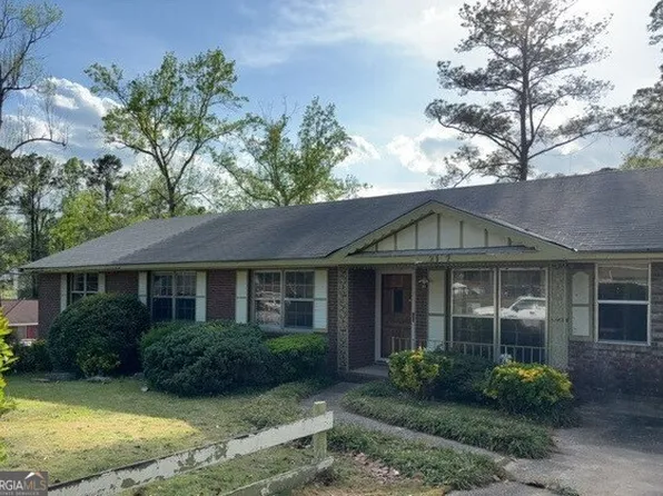 2107 Burnside Dr, Columbus, GA 31907