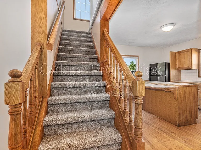 1031 Merrifield St SE — Photo 17