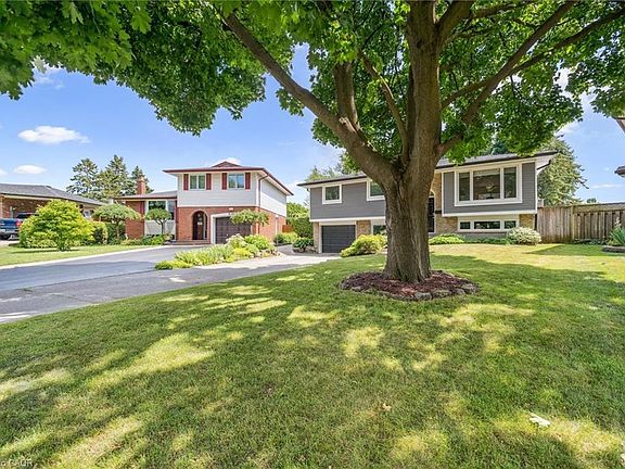 3rd image of 132 Osborne Cres