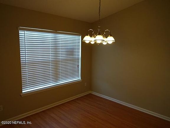 4th image of 5610 N Lafayette Park Dr