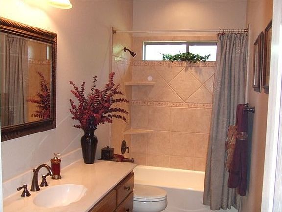 Guest Bath Room