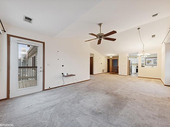 5th image of 326 Sheffield Dr #19042