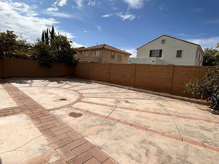 2692 E Vermont Ct — Photo 26