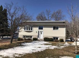 1215 Joshua Ave, Duluth, MN 55811