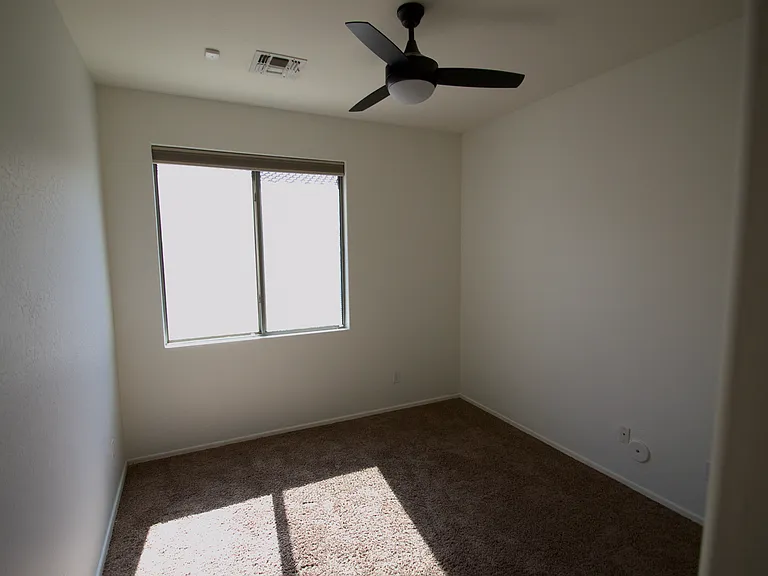 11602 W Virginia Ave — Photo 9