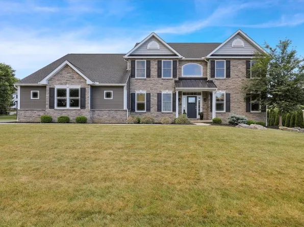 64 Middletown Rd, Fleetwood, PA 19522