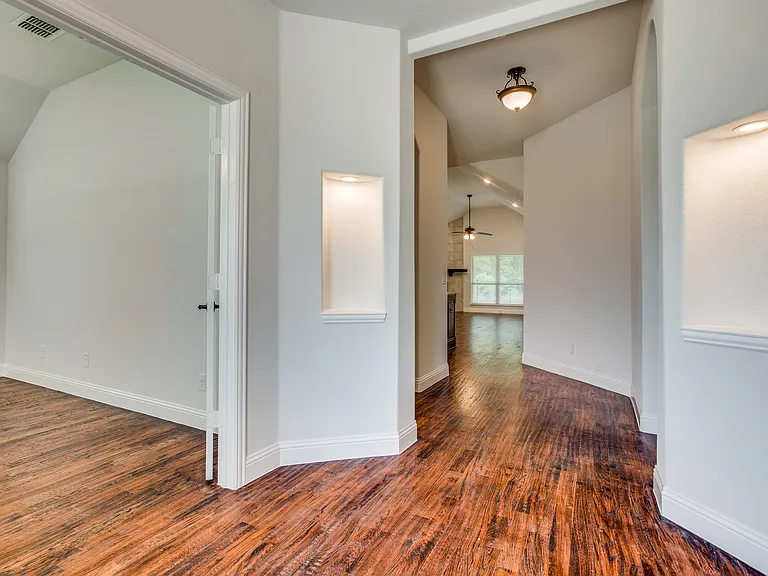 1705 San Donato Ln — Photo 3