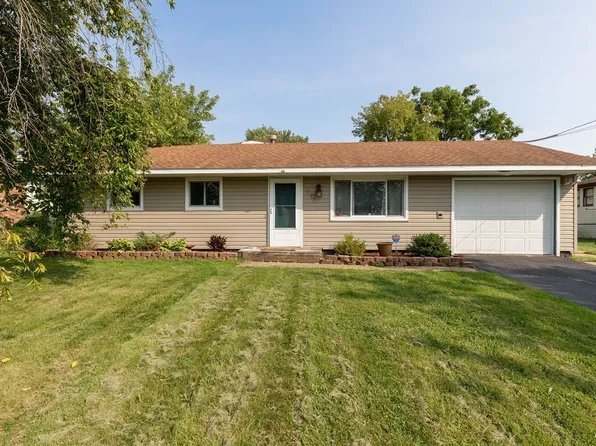 207 Deerwood Dr, Baldwinsville, NY 13027
