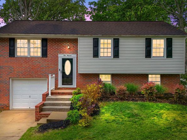 300 N Carolina Ave, Pasadena, MD 21122