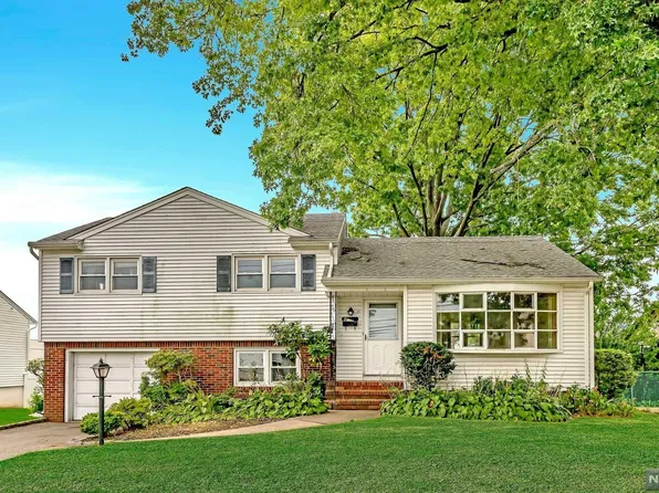 11 Priscilla St, Clifton, NJ 07013