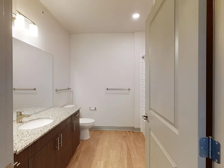 1274 at Towson — Photo 102