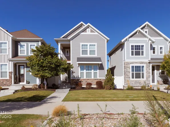 3472 W Waterbury Dr, Lehi, UT 84043