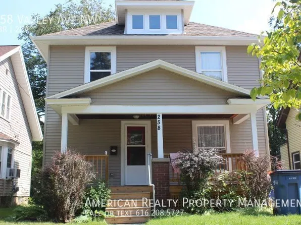 258 Valley Ave NW, Grand Rapids, MI 49504