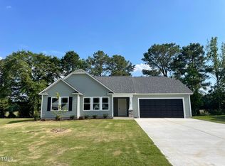 168 Oakfield Trace Dr, Four Oaks, NC 27524