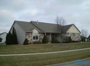 1490 Newport Cv, Defiance, OH 43512