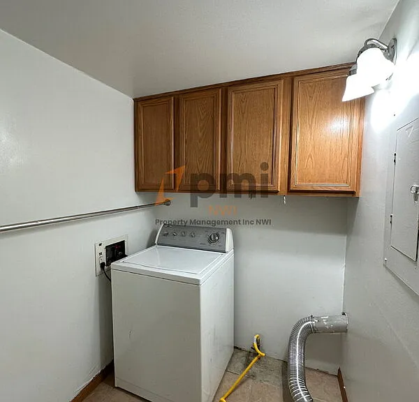 732 N State Road 149 — Photo 10