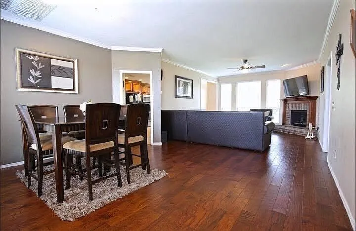 Living & Formal Dining