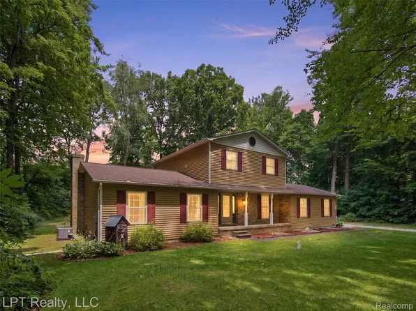 2289 Marjorie Ln, Clio, MI 48420