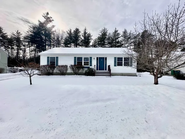 59 Stillwater Circle, Rochester, NH 03839
