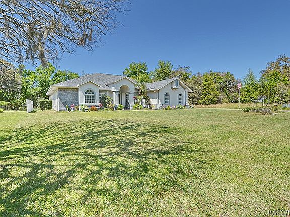 3rd image of 3072 S Cygnet Ter