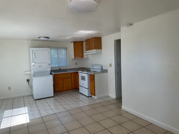 5801 Wallace Ave APT 2, Sacramento, CA 95824