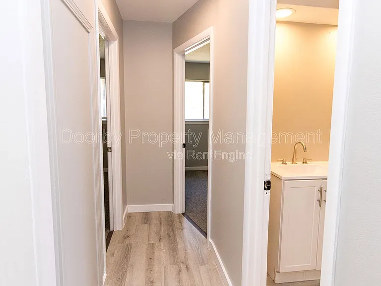 903 Forest Dale Ln #A — Photo 7
