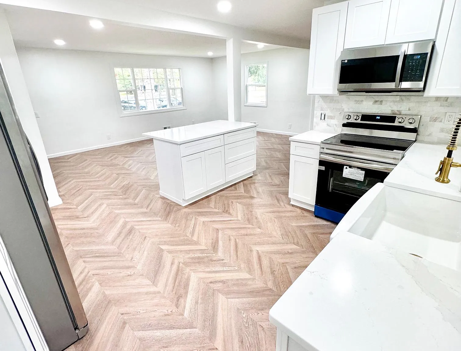 3 bed, 1780 sqft, $3,600 — Photo 2