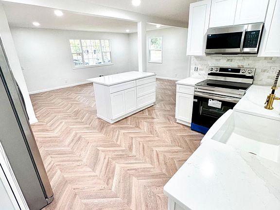 2nd image of 1115 Edgewood Ave