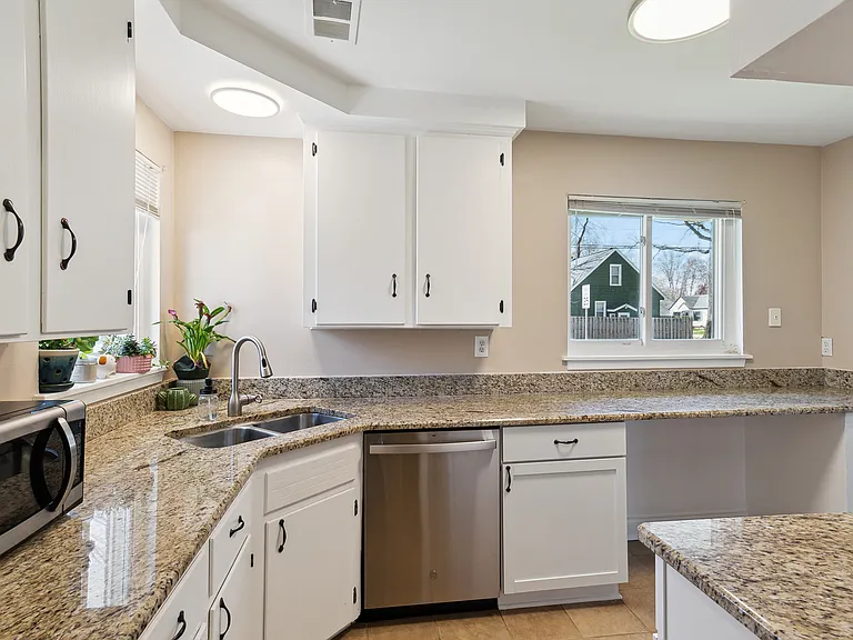3002 Garden Ave — Photo 8