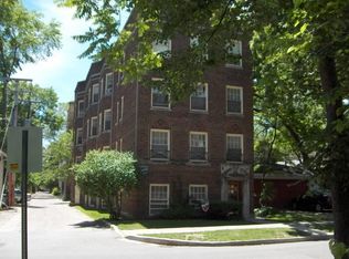 816 Simpson St, Evanston, IL 60201