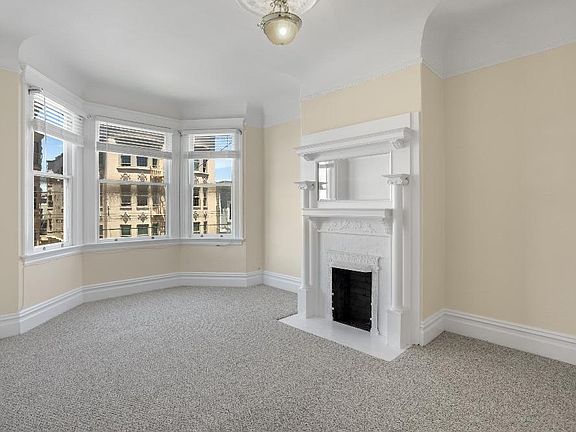 3rd image of 1749 Greenwich St #1747