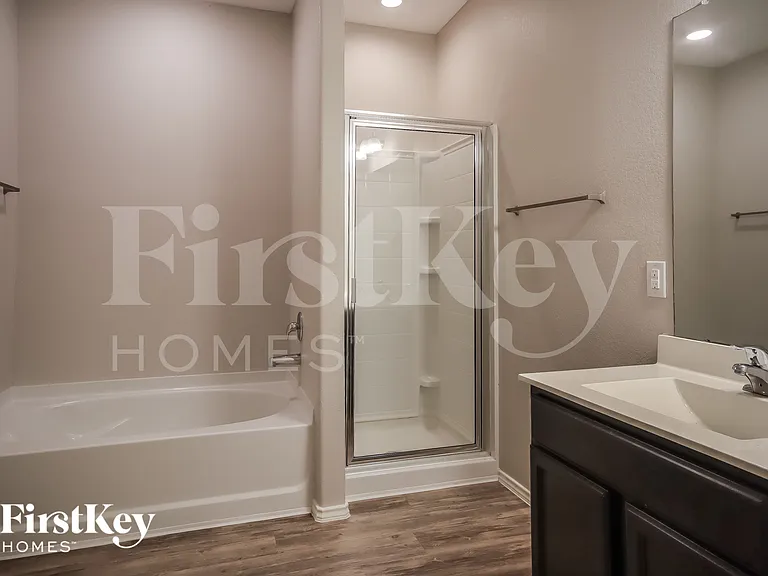 11506 Castle Nugent Ct — Photo 10