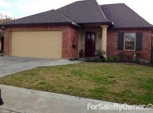 207 Saint Martinique Ln, Lafayette, LA 70508