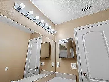 12136 Fern Haven Ave — Photo 44