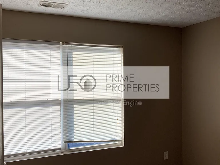7201 Fairington Ridge Cir — Photo 9