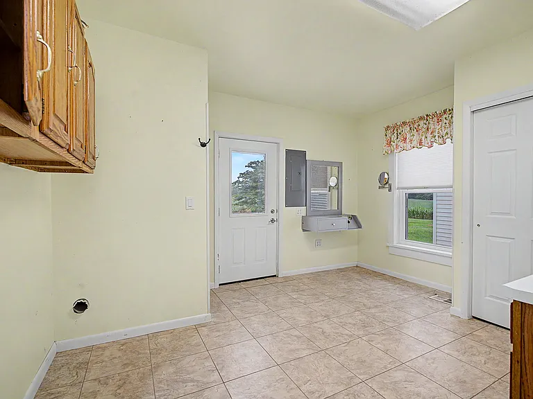 2273 Elam Rd — Photo 42