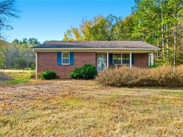 171 Yancey Rd, Arnoldsville, GA 30619