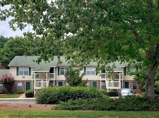 Avery Square, Greensboro, NC 27410