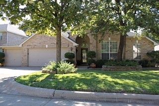 1st image of 2215 Forest Park Cir