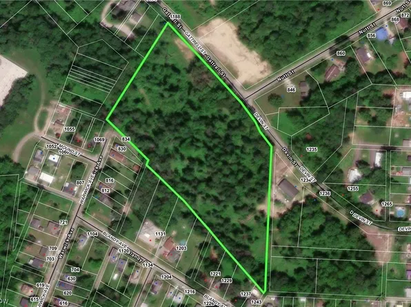 Gattrell St, Zanesville, OH 43701