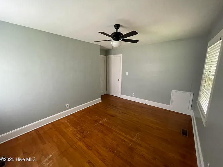 115 Stancill Dr #B — Photo 5