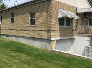 2002 S 6th Ave, Maywood, IL
