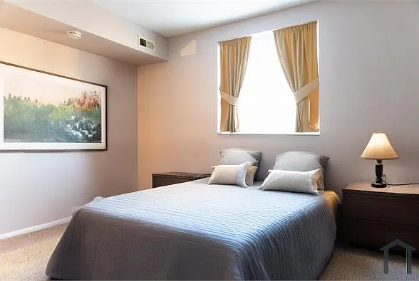 4016 W Rogers Ave — Photo 3