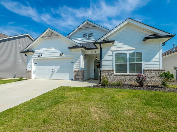 5911 Amber Valley Ln, Hixson, TN 37343